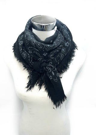 Foulard carré à motif paisley K3/K23 – Lineta