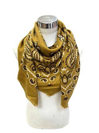 Grand foulard à motif bandana K21 – Lineta