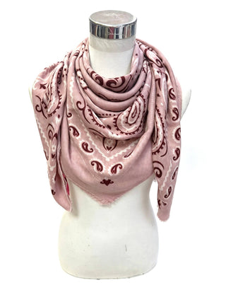 Grand foulard à motif bandana K21 – Lineta