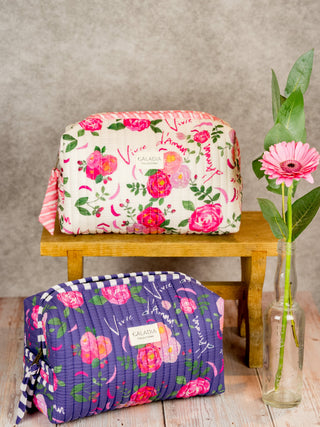 Trousse de toilette Vivre d’amour écrue matelassée – Caladia