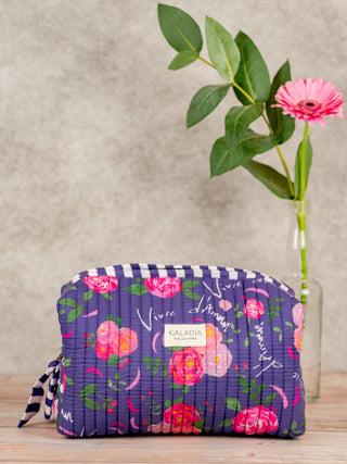 Trousse de toilette Vivre d’amour violette matelassée – Caladia