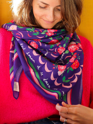 Grand foulard Vivre d’amour violet – Caladia