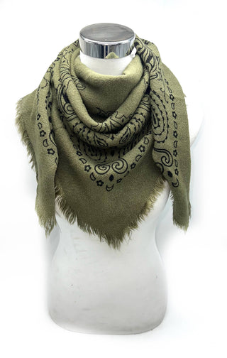 Foulard carré à motif paisley K3/K23 – Lineta