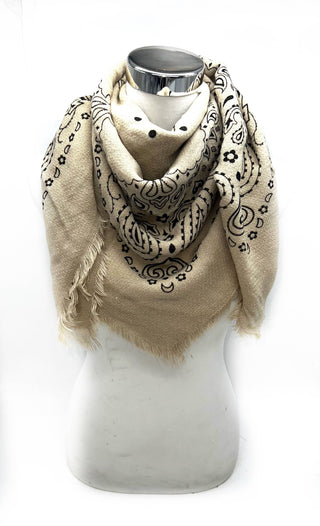 Foulard carré à motif paisley K3/K23 – Lineta