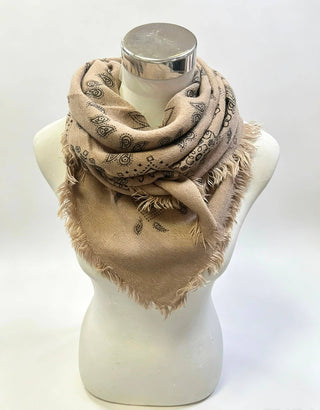 Foulard carré à motif paisley K24 – Lineta