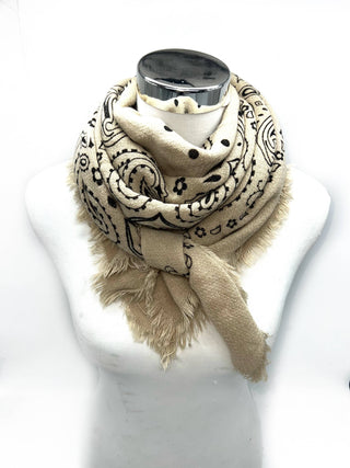 Foulard carré à motif paisley K3/K23 – Lineta