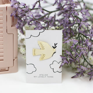 Pin’s Colombe en laiton – My Lovely Thing