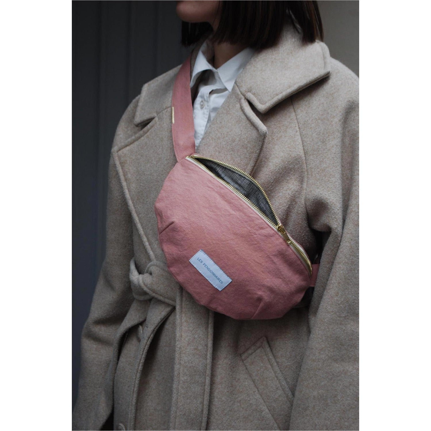 Sac banane en toile de coton bio bois de rose - Les Pensionnaires