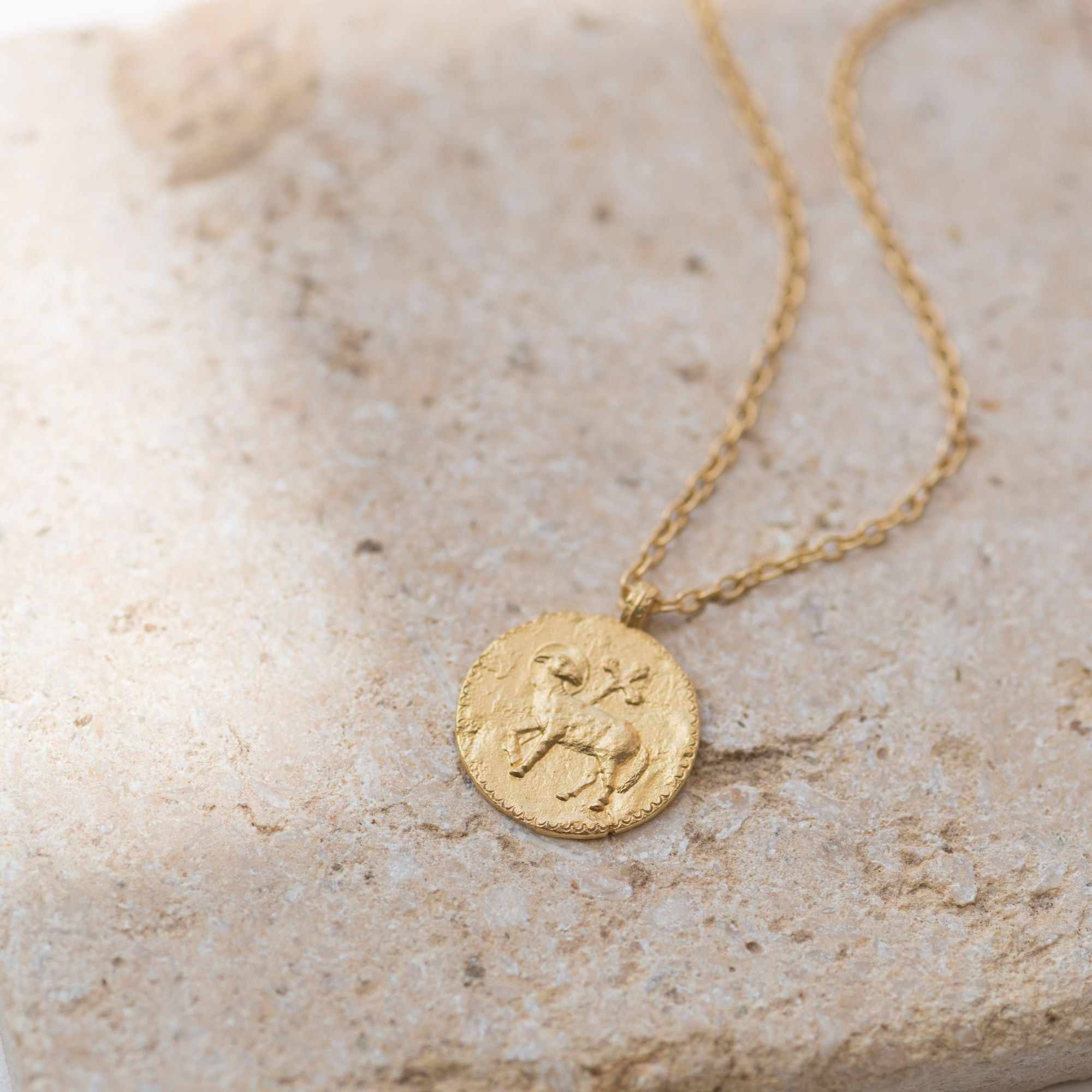 Collier médaille Agneau - Gratia