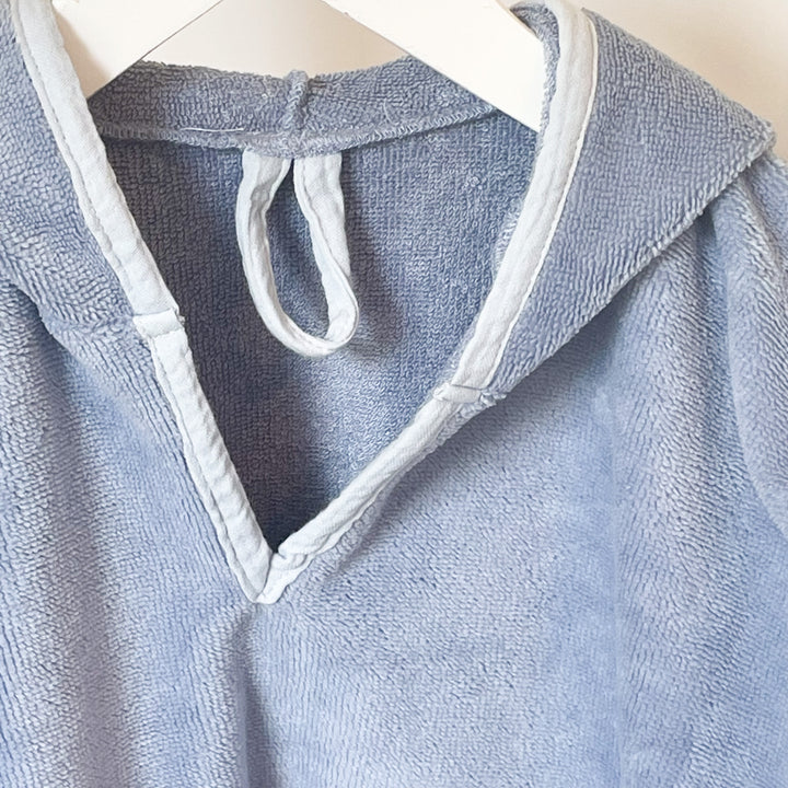 Poncho de bain bleu glacier - Les Juliettes
